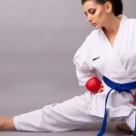 Twoja pierwsza runda: kobiecy start w sztukach walki – siła, technika, odwaga