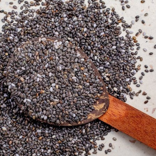 Chia bez tajemnic: sprytne sposoby na pyszny pudding, napój i chrupiące dodatki